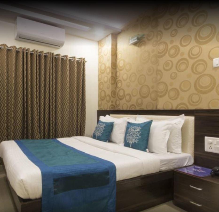 Hotel Accore Inn Мумбаї Екстер'єр фото