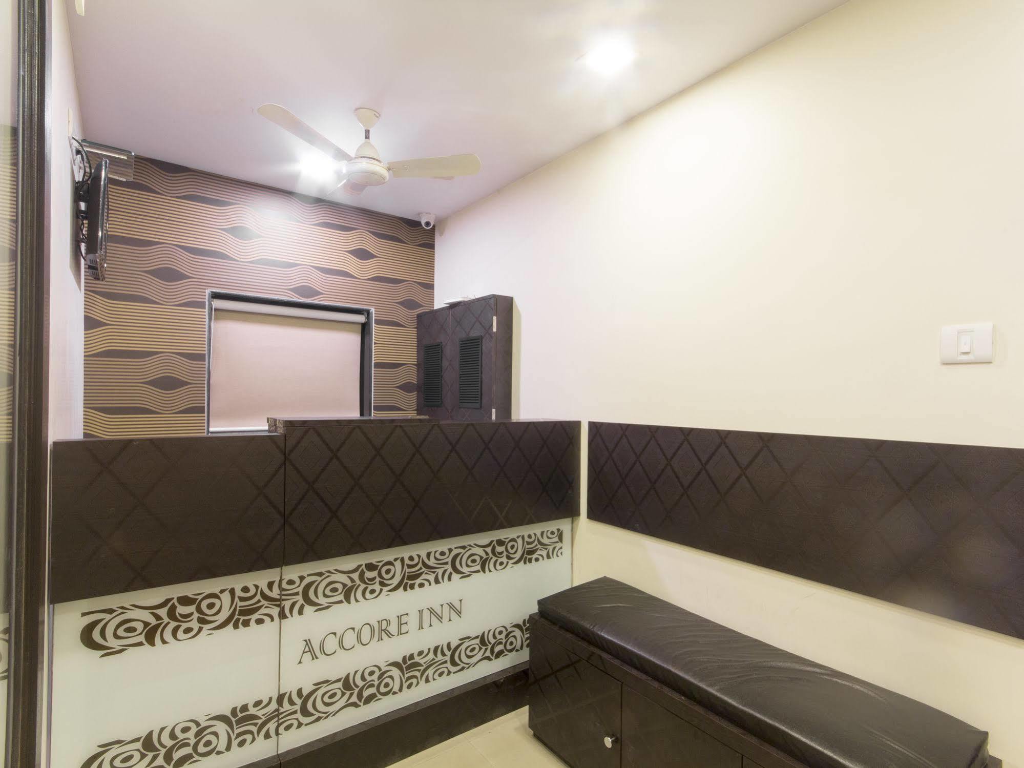Hotel Accore Inn Мумбаї Екстер'єр фото