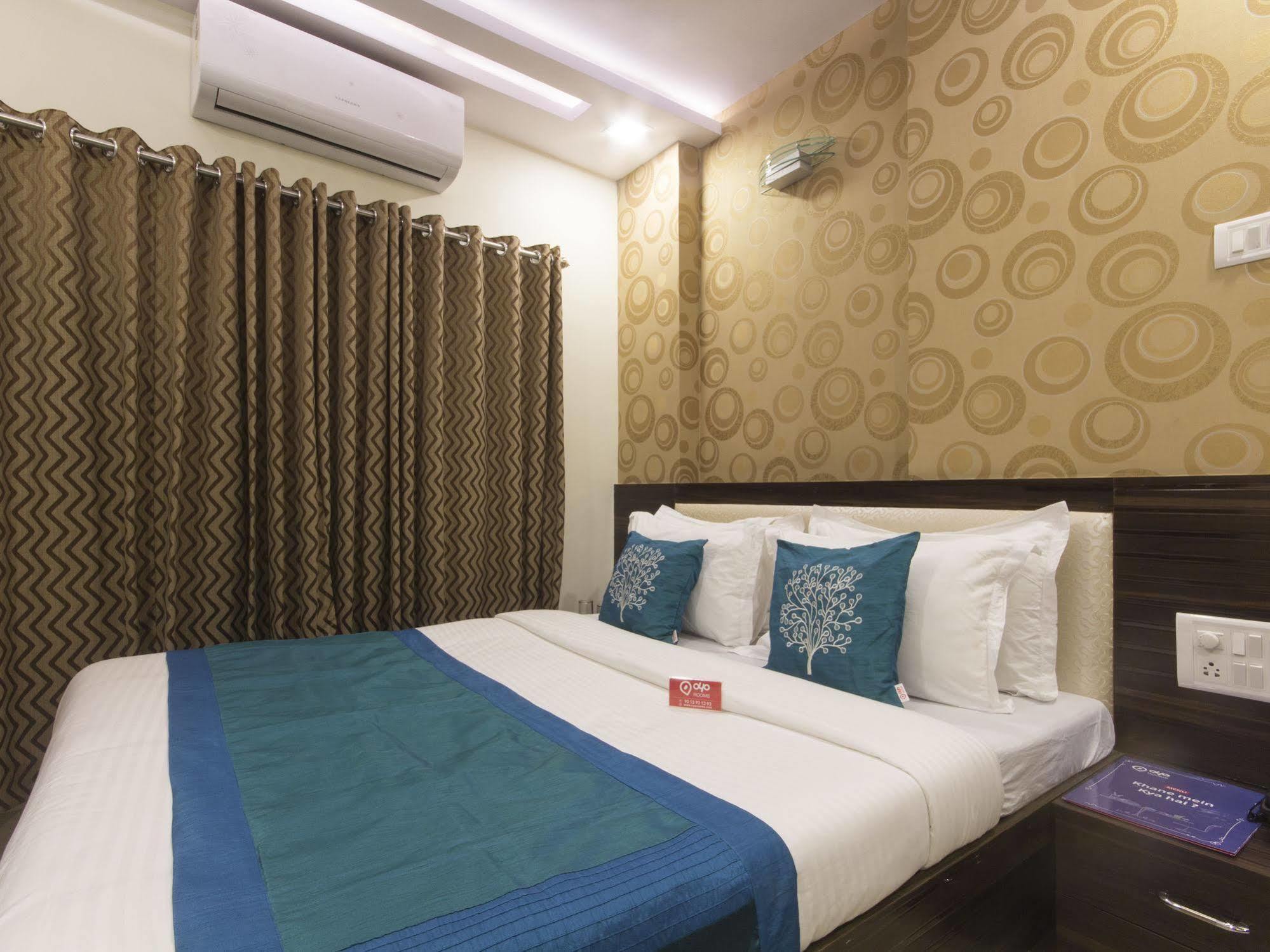 Hotel Accore Inn Мумбаї Екстер'єр фото