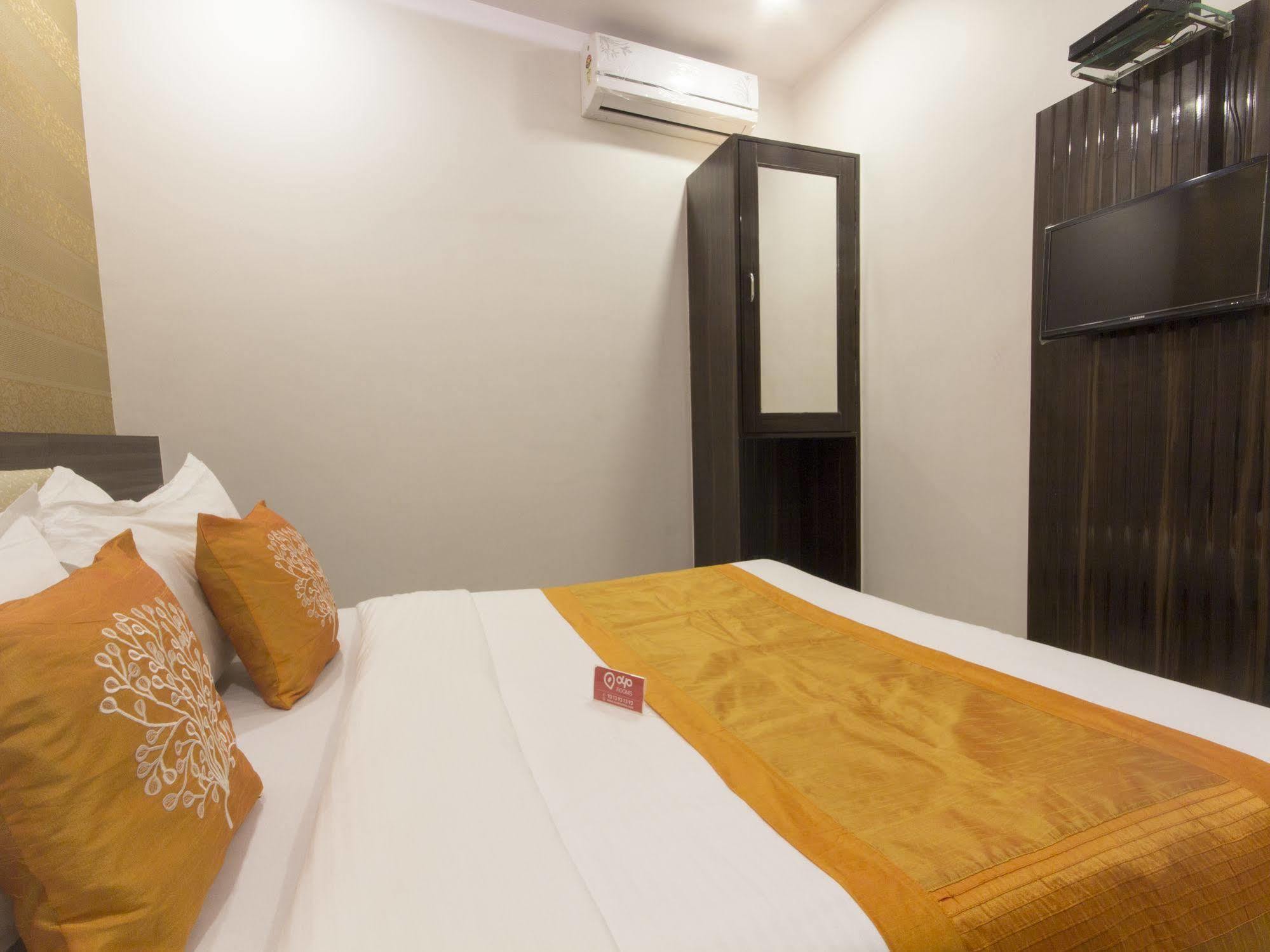 Hotel Accore Inn Мумбаї Екстер'єр фото